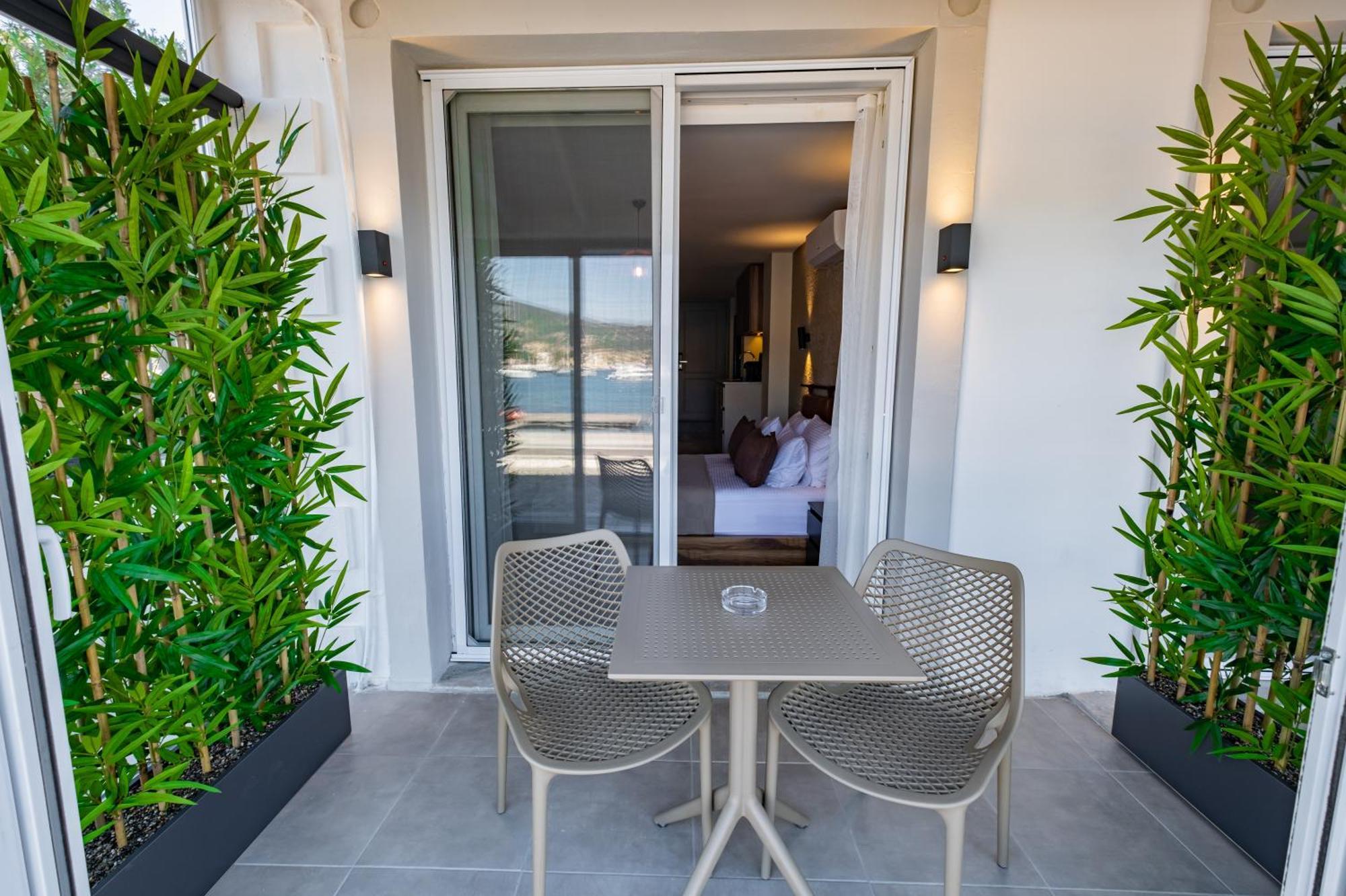 Bd Suites Foca Exterior photo