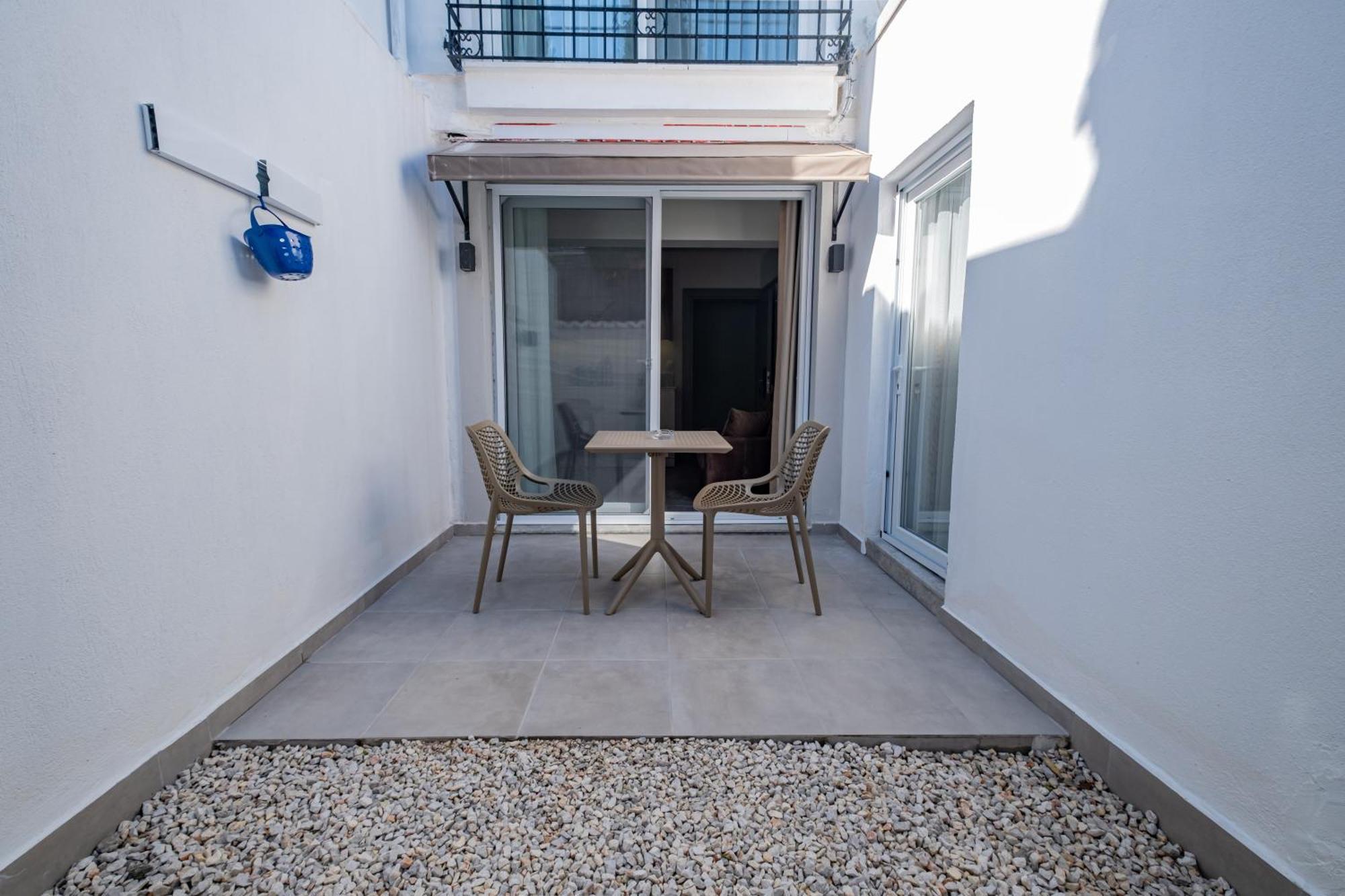 Bd Suites Foca Exterior photo